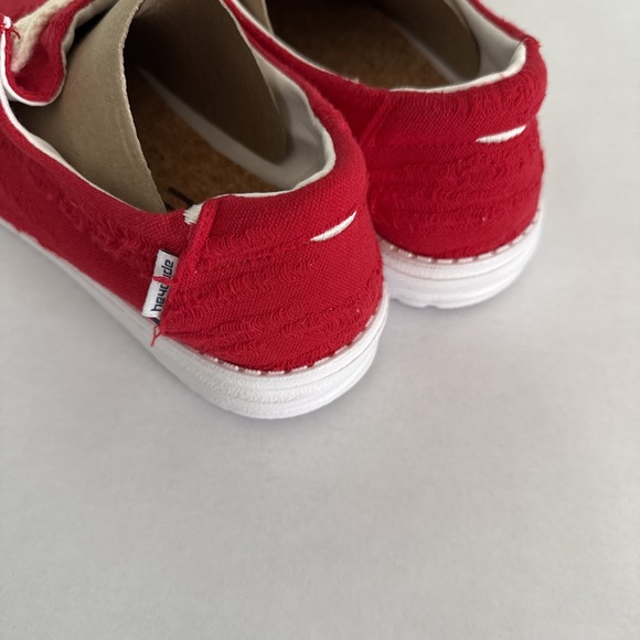 Hey Dude Shoes Womens Size 11 Wendy Boho Distressed Salsa RED NWT - Picture 6 of 8
